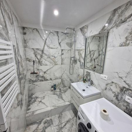 Peti Apartman Centrum ガランタ エクステリア 写真